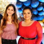 Niveditha Gowda Instagram - Happy birthday Yashuuu ❤️ @yashaswini_deshpande