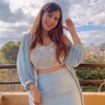 Niveditha Gowda Instagram - 👗 : @rentyourlook_by_chandangowda I seriously need to get the wall painted 🥹 #nivedithagowda #reelsinstagram #reelitfeelit Bangalore, India