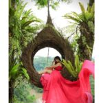 Niveditha Gowda Instagram - 👗 : @rentyourlook_by_chandangowda 🕊️🤍