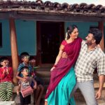 Niveditha Gowda Instagram - Happy to share my #1MinMusic #Putlaksmi Featuring @niveditha__gowda Show me your Tapori style 😁 Reels ಮಾಡಿ ಮಜ ಮಾಡಿ❤️🥰 Music-Lyrics-Vocals-Direction Chandan Shetty Dance Director @murugananda VC : Pramod Editing : @puneethraj_shetty #MusicVideoOnReels