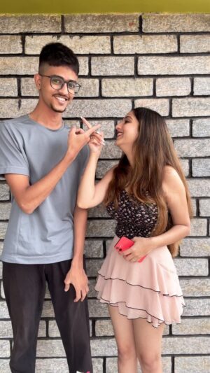 Niveditha Gowda Instagram - Tag your brother / sister 😛

#nivedithagowda #reelsinstagram #reelitfeelit #siblings #siblingchallenge #instagram