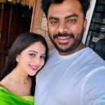 Niveditha Gowda Instagram – ಎಲ್ಲರಿಗೂ ಗೌರಿ ಗಣೇಶ ಹಬ್ಬದ ಶುಭಾಶಯಗಳು 💚 Bangalore, India