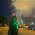 Niveditha Gowda Instagram - Fireworks 🫶🏻 #nivedithagowda #reelsinstagram #fireworks