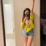 Niveditha Gowda Instagram - 💛🖤🧸