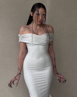 Noah Cyrus Instagram - @AVELLANO FALL WINTER 2024 

thank you @arthuravellano for the believing and trusting in me to represent AVELLANO ,, it’s an honor , I LOVE U!!! thank u a million times ily4EVERRRR 🫶🎀💞🥰🪽🪽