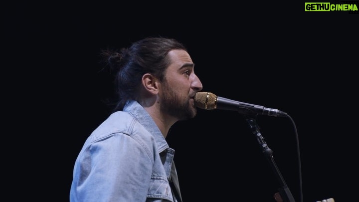 Noah Kahan Instagram - dial drunk live from Red Rocks
