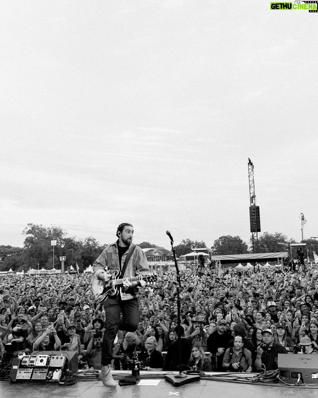 Noah Kahan Instagram - ACL, thanks for bringing me back to the light. One of my favorite shows of all time. For a moment it all felt simple again. Mumford and Sons, I have loved you my whole life thank you for allowing me to share the (very high up) stage with you. There is no us without you! Austin City Limits Music Festival (ACL)