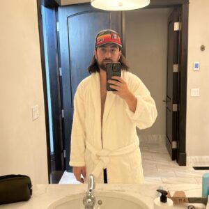 Noah Kahan Instagram - 27 today