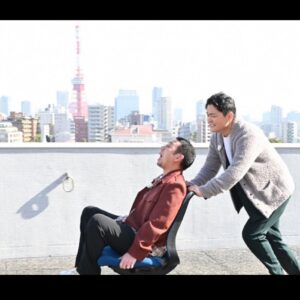 Nobuyuki Hayakawa Instagram - あけましておめでとうございます。
今年も千鳥を宜しくお願いします。
#モーガンフリーマンの泣けるタイプの映画風