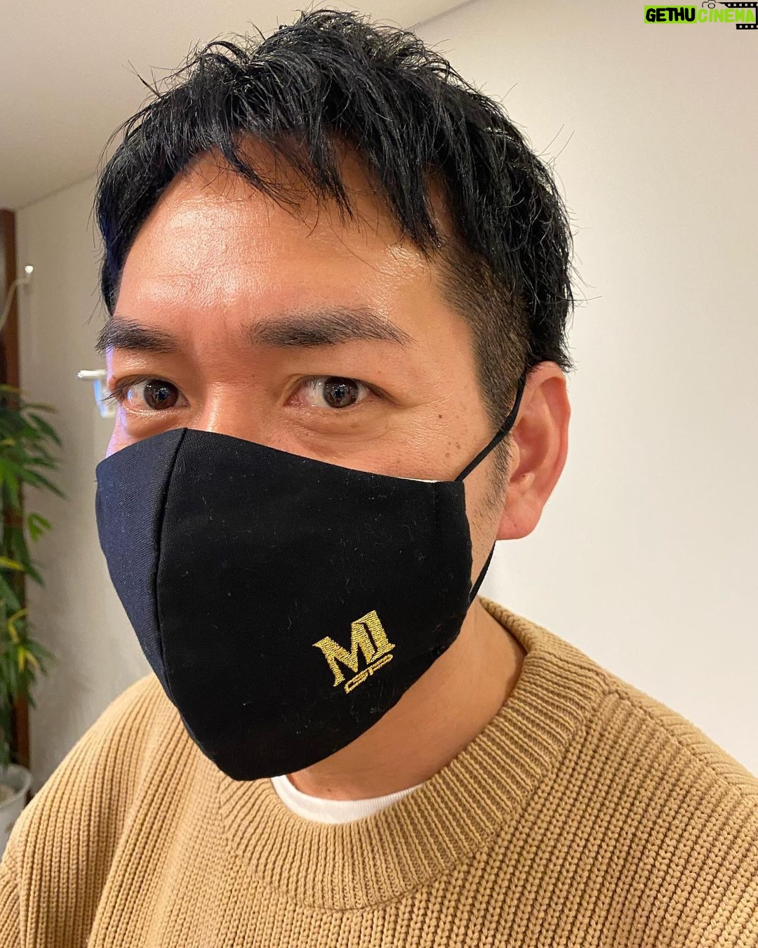 Nobuyuki Hayakawa Instagram - スーパーマラドーナ武智と劇場で。 #マスクM-1 #好き過ぎてキモい #もう来年の予想してた #もう芸歴15年以上で部外者なのに #まだ諦めてない #2本仕上がってるらしい #M-1幽霊 #成仏して下さい