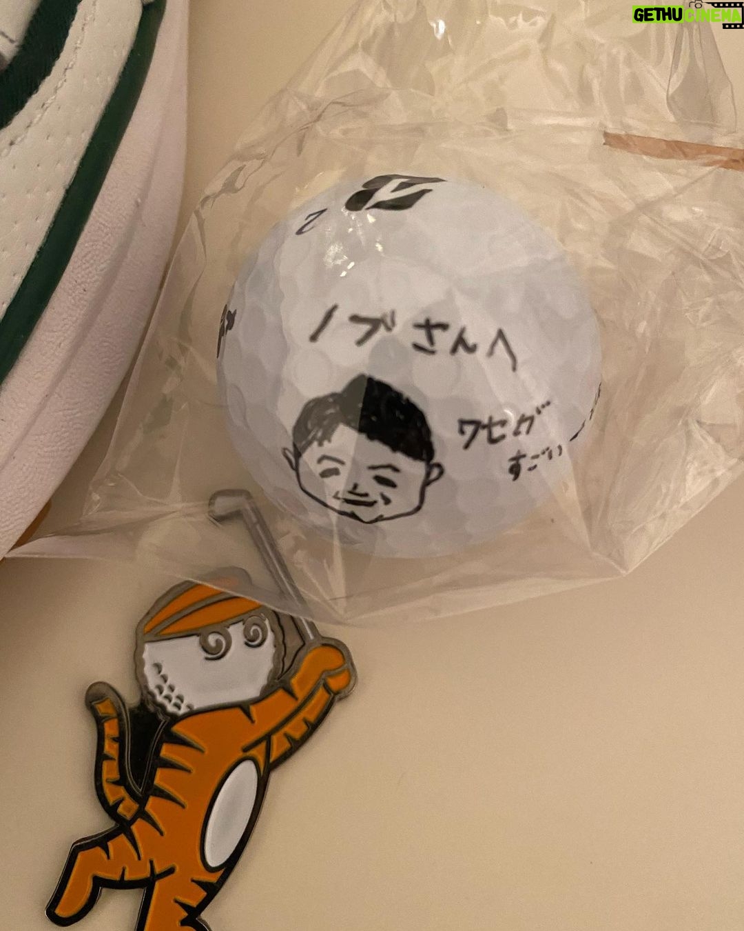 Nobuyuki Hayakawa Instagram - 稲見萌寧選手ありがとうございますー! 蛍原さんへのサプライズプレゼントの御依頼だったのに千鳥にも頂きました!! #テレビ千鳥 #稲見萌寧 #賞金女王
