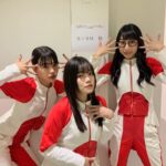 Nobuyuki Hayakawa Instagram - BiSHのライブ、やってくれてたっぽい！ 観たー！ コレなんかめちゃくちゃ良い写真！！ BiSH✖︎赤坂さん #千鳥かまいたちアワー