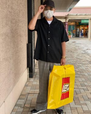 Nobuyuki Hayakawa Instagram - アウトレットて足を鍛える所やん。
10000歩いってるやん。
ほんでなんかレゴ買ってるやん。
#多分しないなぁ