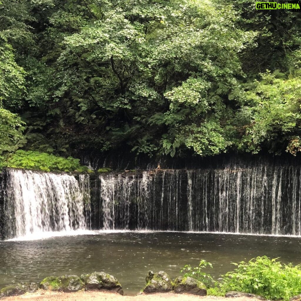 Nobuyuki Hayakawa Instagram - 長野県の水流のロック。 #日食なつこさん #ここで合ってますかね