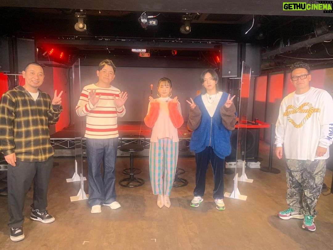 Nobuyuki Hayakawa Instagram - 笑神様。 YOASOBIさん。 夢の中の画像。 観てください。 #YOASOBI #宮川大輔 #千鳥