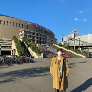 Nobuyuki Hayakawa Instagram - 博多に吉本の劇場が出来てます！
PayPayドームの横のこの建物です！
いい劇場でした！
博多がより最高に近づきました！是非！
#大和証券connect劇場