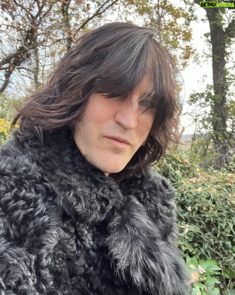 Noel Fielding Instagram - Just got this @nililotan coat based on the one George Harrison was wearing on the roof in Get Back ! All my Christmas’s have come at once ! @oliviaharrison x x x