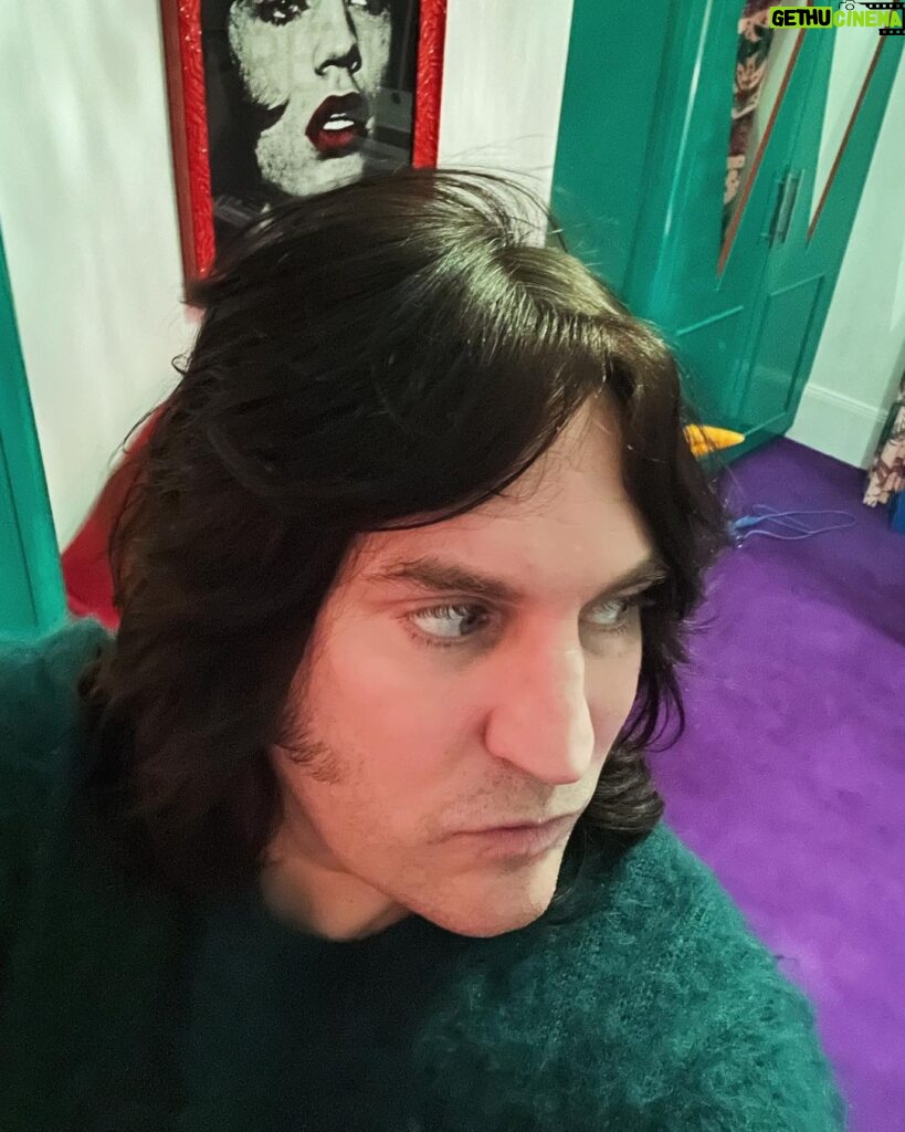 Noel Fielding Instagram - I look best at Witching hour ! Or in the dark 😂 x