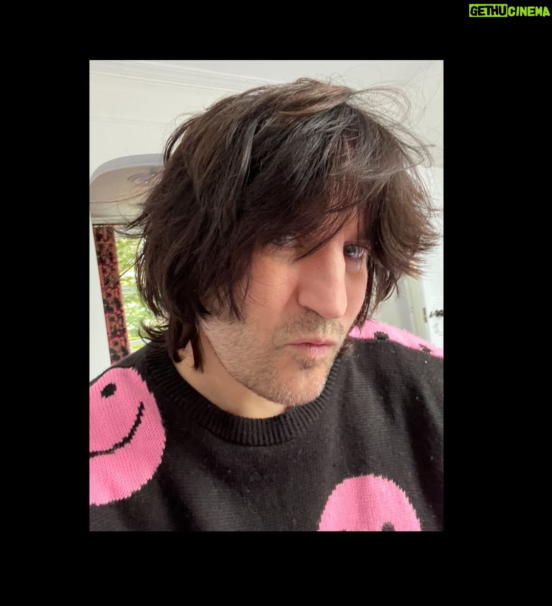 Noel Fielding Instagram - itβs a listening to @georgeharrisonofficial kinda day ππ x