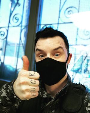 Noel Fisher Instagram - Happy hump day everyone!

#Shameless