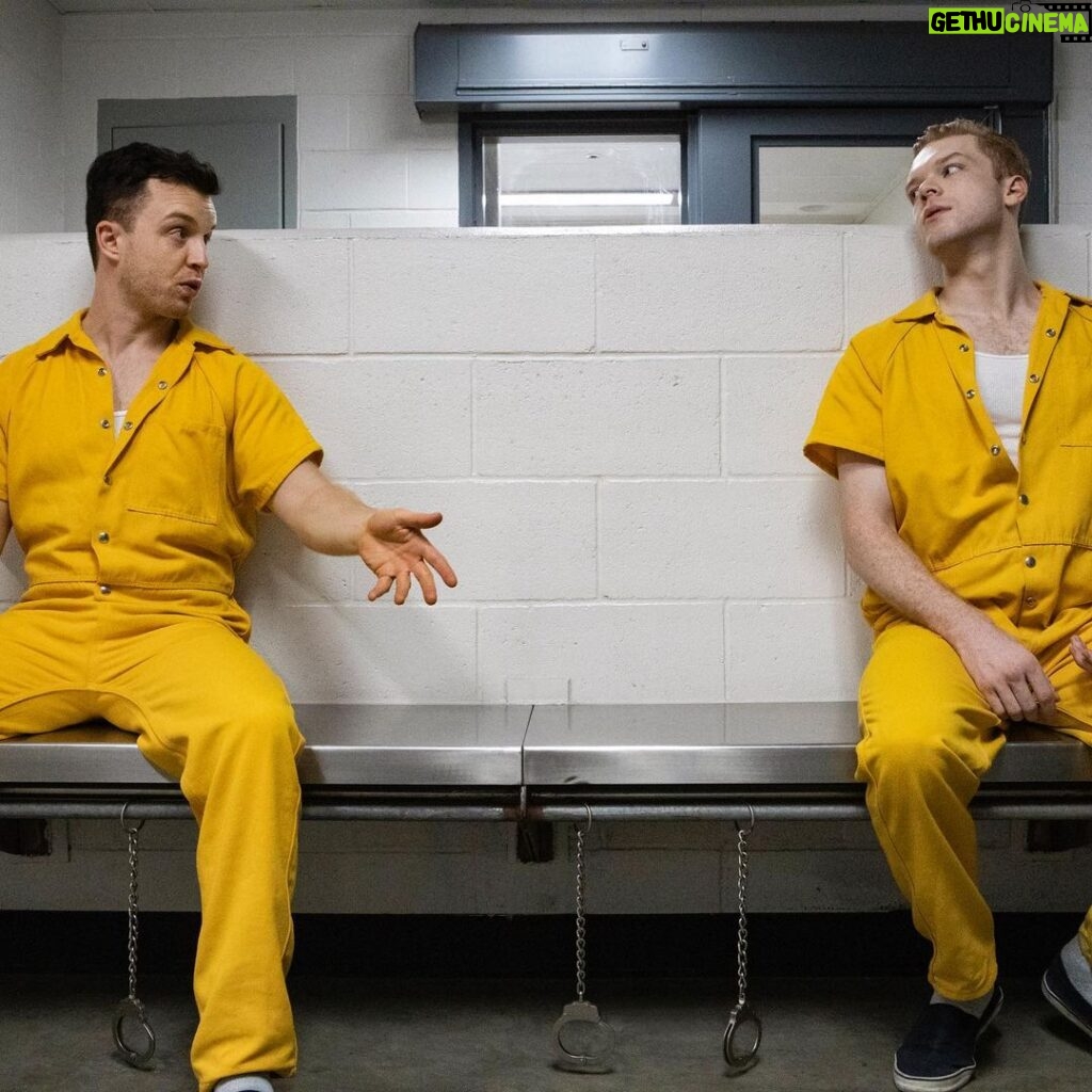 Noel Fisher Instagram - Hope you are all ready for tonight's #HallOfShame episode of #Shameless. Join #mickeyandian as they walk you through their incredibly smooth, problem-free, definitely not violent history along with some brand new scenes just for you!