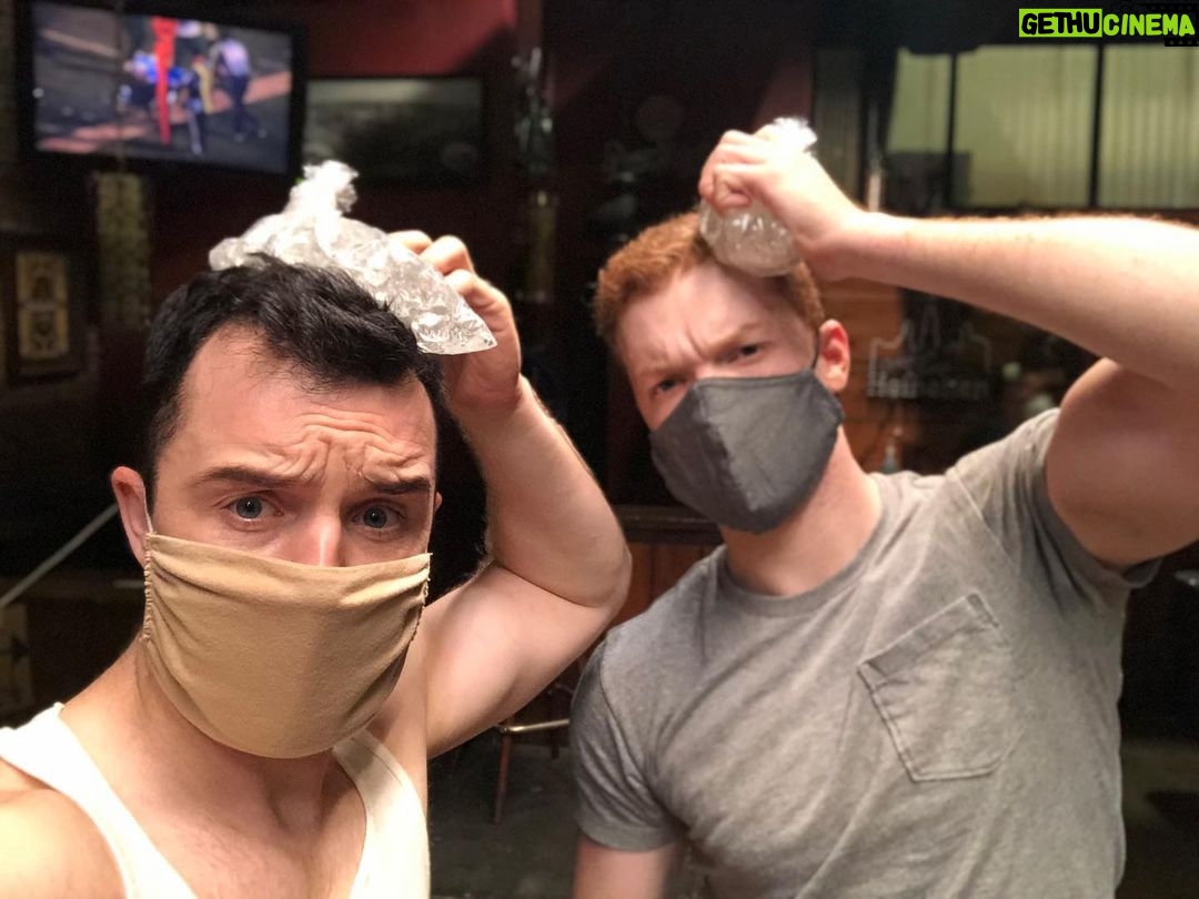 Noel Fisher - 123.8K Likes - It's been a long week...
#Tuesdays #Shameless #Gallavich #wearamask