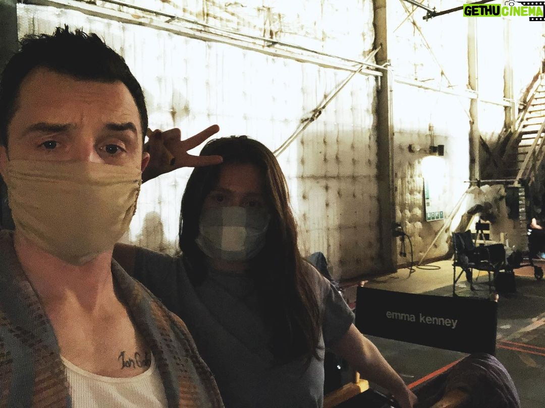 Noel Fisher - 97.4K Likes - Back on the lot. Back with the fam.
#Shameless #wearamask