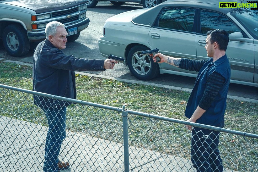 Noel Fisher - 88K Likes - When there's only one more roll of toilet paper.
#Shameless