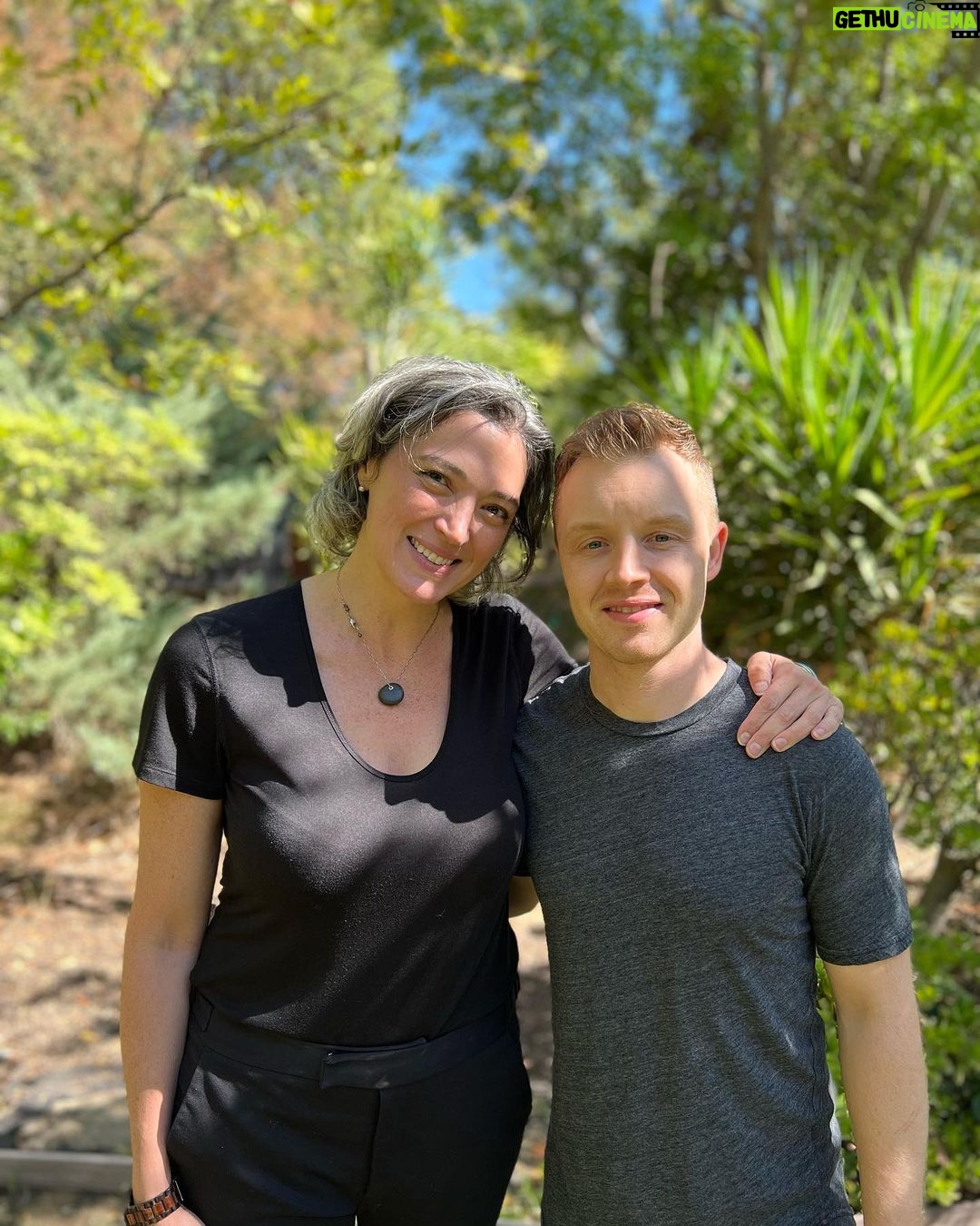 Noel Fisher - 133.5K Likes - Look who visited from the distant land of Chicago! The one and only Elizabeth Laidlaw.
#TheRedLine