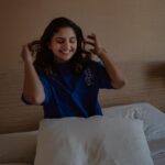 Noorin Shereef Instagram - Caught a vibe! 🫶🏻✨ Photo : @tanvi_azmi_ Location : @courtyardbengaluruorr Wearing : @peprikkaindia