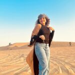 Noorin Shereef Instagram – Creating content in the golden hour of the desert🏜️⛅️
@fahim_safar Dubai, United Arab Emirates