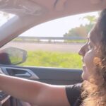 Noorin Shereef Instagram - The therapeutic power of driving and listening to music🫠✨ How many of you feel the same magic in it just like me?!