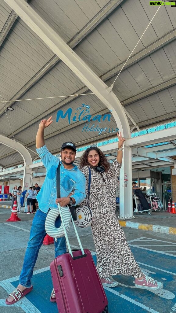 Noorin Shereef Instagram - Here we go🩵 @fahim_safar Our first International Trip🤘🏼 Travel partner @milaanholidays @fayaz_milaan Video @arun_sathyan_n Wearing @feather_calicut Styling @ashi_ashz