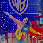 Noorin Shereef Instagram - How much I've dreamt to be in this world & to meet and greet these all time favourite characters!!!! Sure that many of you can relate to this dream!! The big childhood dream... cheers. Its now real. 🫠♥️💃🏻 @wbworldad taking us back to the good childhood days is definitely something to crave for ♥️ @visitabudhabi #inabudhabi