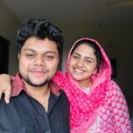 Noorin Shereef Instagram - #RAMADAN Day 01 @fahim_safar Together like we’ve always wished to be! Masha Allah . Let all blessings shower upon each one of us 🫶🏻✨