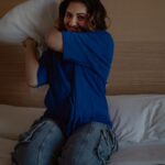 Noorin Shereef Instagram - Caught a vibe! 🫶🏻✨ Photo : @tanvi_azmi_ Location : @courtyardbengaluruorr Wearing : @peprikkaindia
