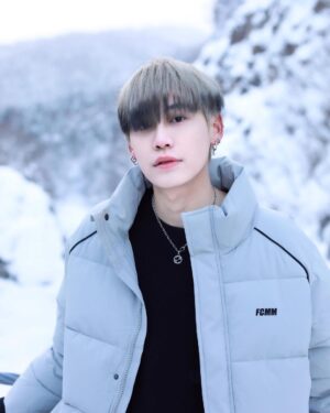 Noppanut Guntachai Instagram - ❄️❄️❄️