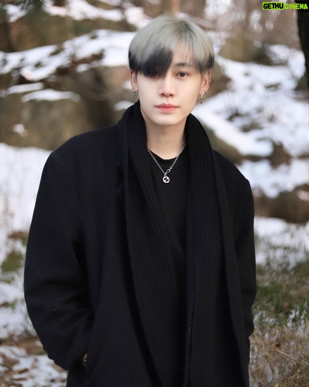 Noppanut Guntachai - 714K Likes - ⛄️⛄️⛄️
Cr. @aloneww