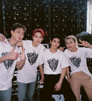 Noppanut Guntachai Instagram - YUPP YUPP 
ปล.ถ่ายกับน้องปอยคูเปอร์เซฟจีไม่ทัน😭😭😭