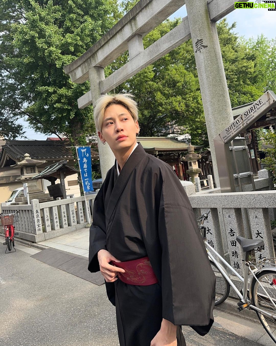 Noppanut Guntachai Instagram - 🌓🌓🌓