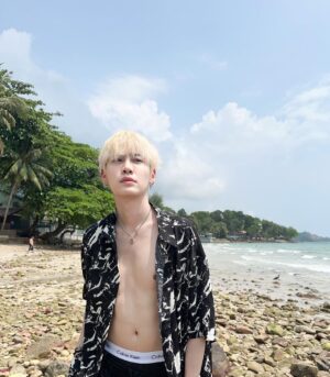 Noppanut Guntachai Instagram - Songkran day 💦💦💦