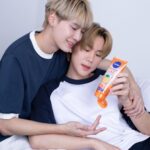 Noppanut Guntachai Instagram - คู่ดูโอ้สุดว้าวเหมือนเราสองคน นี่เลย! NIVEA SUPER C+ ทาตอนเช้า และ NIVEA C&E ทาตอนเย็น ใช้คู่กัน ช่วยบูสต์ผิวดูไบรท์ใน 7 วัน ทาให้กันได้ง่ายๆ ซึมไวไม่เหนียวเหนอะหนะ กลางวันพร้อมสู้แดด กลางคืนช่วยฟื้นฟูบำรุงผิวตลอดคืน ให้วิตามินซีผิวได้ 24 ชั่วโมงเน้นๆ จนผิวเนียนนุ่มขาวใสน่าอยู่ใกล้ตลอดเลย #คู่ซี้ซุปเปอร์สวย #นีเวียดูโอ้วิตซี
