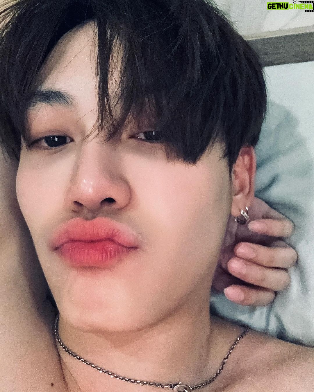 Noppanut Guntachai Instagram - 🥱🥱🥱