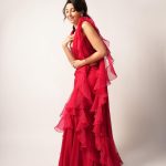 Nora Fatehi Instagram - 🌹 🌹 Saree @ridhimehraofficial Jewellery @darshanaasanjanaajewellers Styled by @aasthasharma @gehnadholakia Hair @hairstylist_madhav2.0 Makeup @reshmaamerchant 📸 @anups_