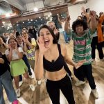 Nora Fatehi Instagram - Maaaaad vibes from last nights workshop 🔥🔥🔥 @norafatehi thankyou for giving a special appearance and bring sauce into the class. #rajitdevchoreography #dancewithnora #norafatehi #badshah Mumbai, Maharashtra