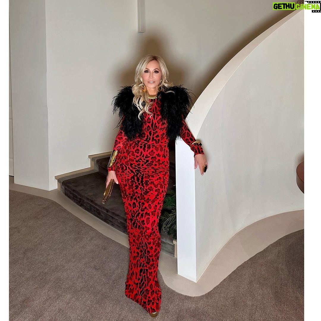 Norvina Instagram - Happy Birthday @anastasiasoare! Forget the stereotype of moms being low key and early sleepers, never related to that. My mom defies it all with her boundless energy, style, and zest for life. While I’m exhausted at 4am in a club, she’s still jumping on couches till 7am! Her fearless, fun-loving spirit reminds us to live life on our own terms, challenging the status quo. Here’s to another year of embracing life to the fullest, Mom. You truly deserve it! 🎉💖✨