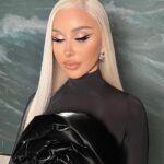 Norvina Instagram - 🎄🥀