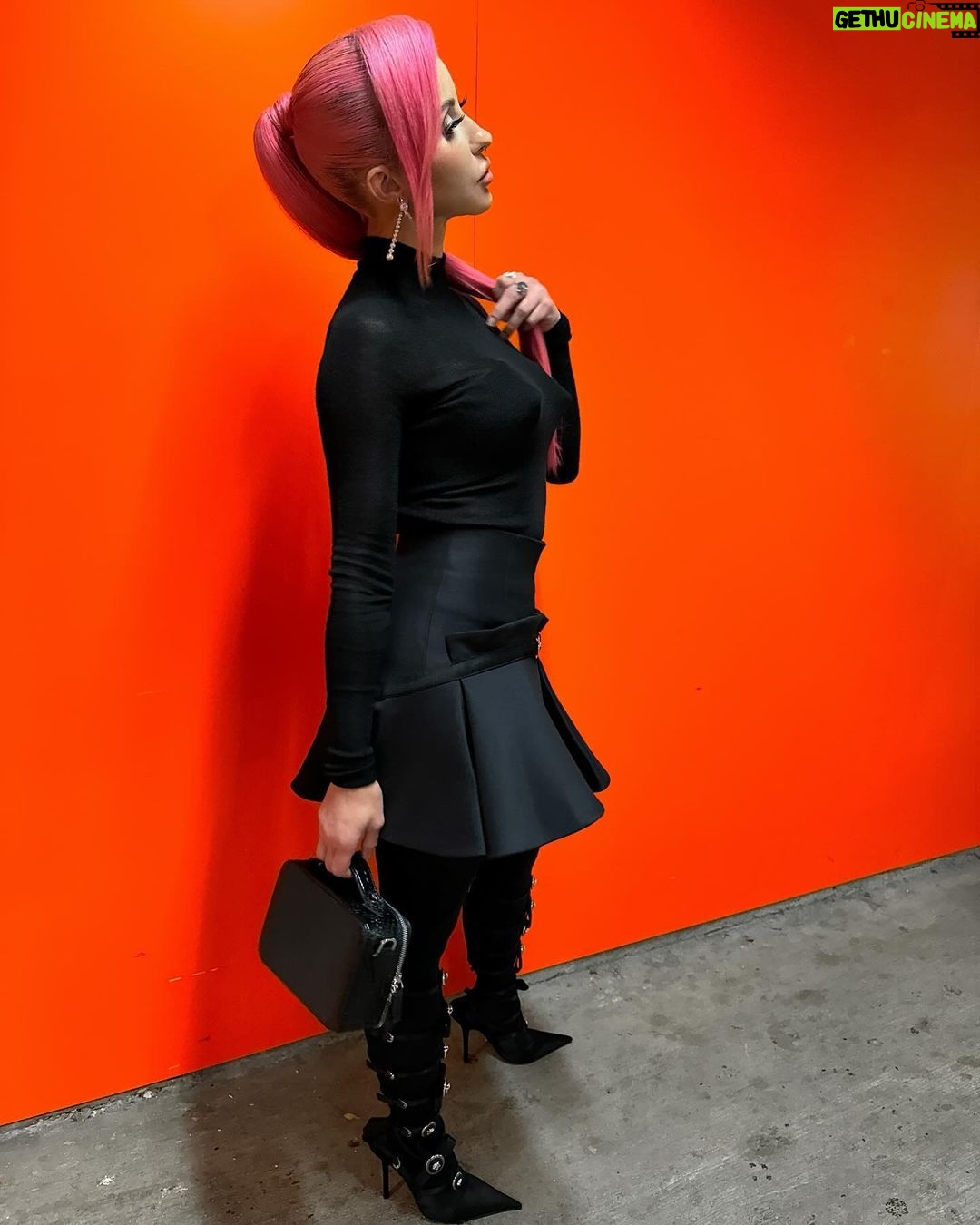 Norvina Instagram - I was absolutely thrilled to witness an outpouring of generosity last night at the @unitedfriendsla event. I'm immensely proud of my mom, who was recognized for her unwavering dedication over the past decade on this special evening.