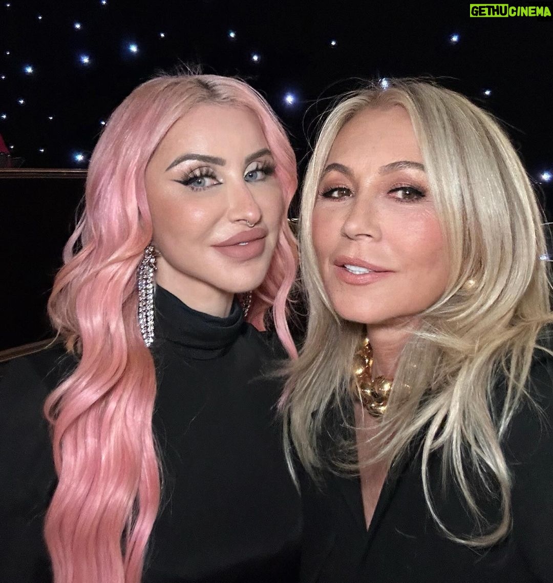 Norvina Instagram - The strongest element on earth is my moms spirit
