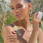 Norvina Instagram - BTS campaign day from my iPhone. This GLOW 🙌 @anastasiabeverlyhills Glow Seeker in Sun Idol #anastasiabeverlyhills #abhglowseeker